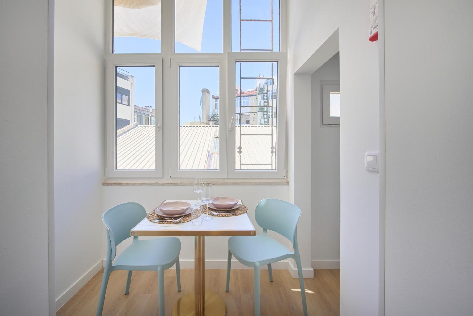 Brand New Anjos Hostal *