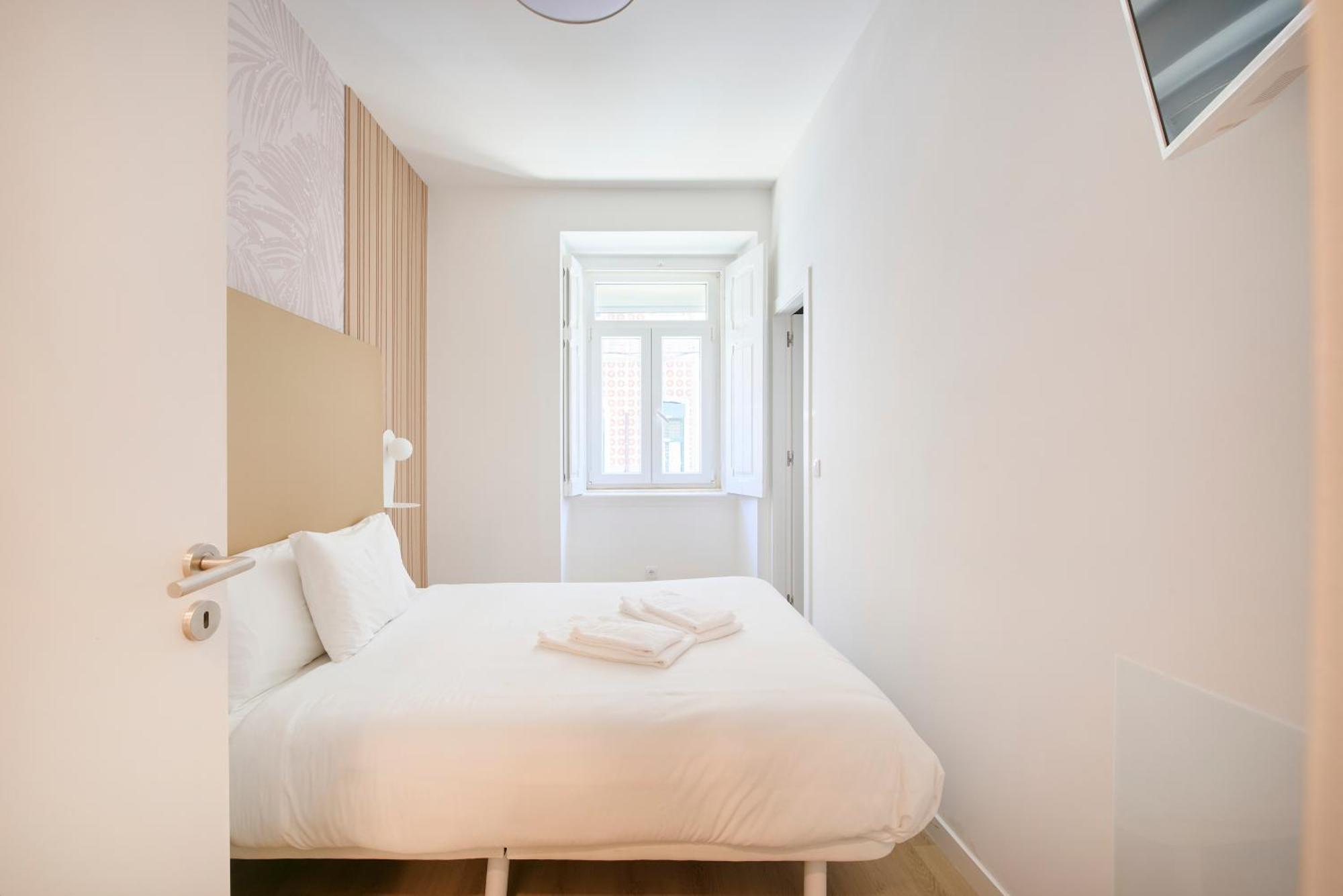 Brand New Anjos Hostal Lisboa